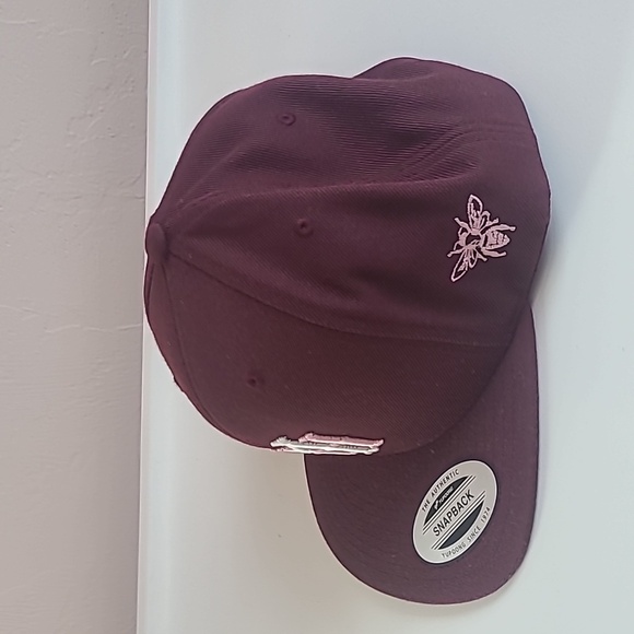 Mike's Hot Honey Heritage Snapback Hat Snapback Hat Maroon White Pink Logo - Picture 6 of 13